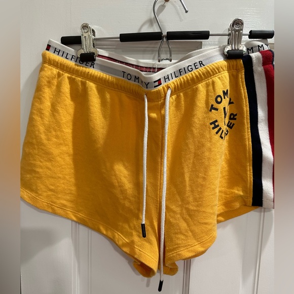 UO Tommy Hilfiger shorts - Picture 2 of 7